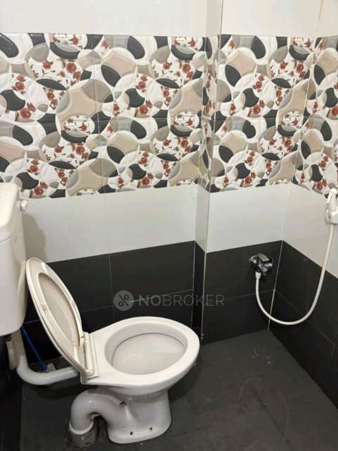 2 BHK Flat In Confident Vinayakas Harivillu, Hafeezpet For Sale  In Hafeezpet