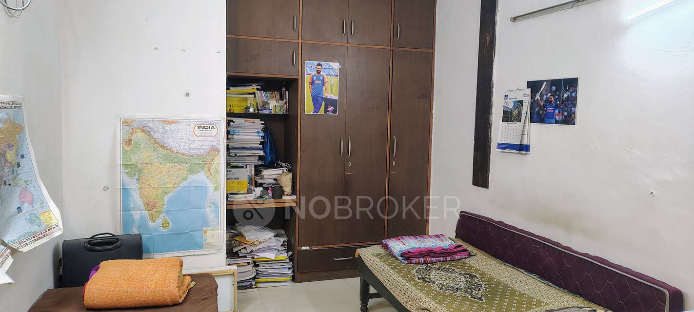 Shared Room for Male In 2 BHK  In Standalone  Building In Rajinder Nagar
