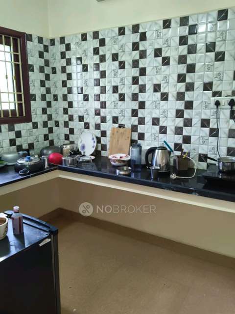 Single Room for Female In 2 BHK  In Ramapuram