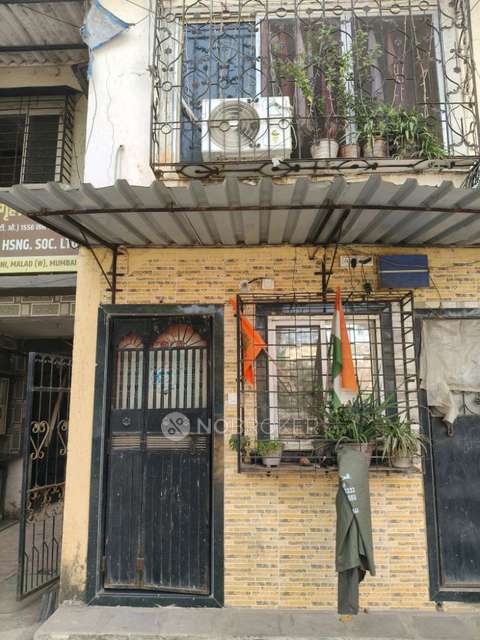 2 BHK House For Sale  In Malad West