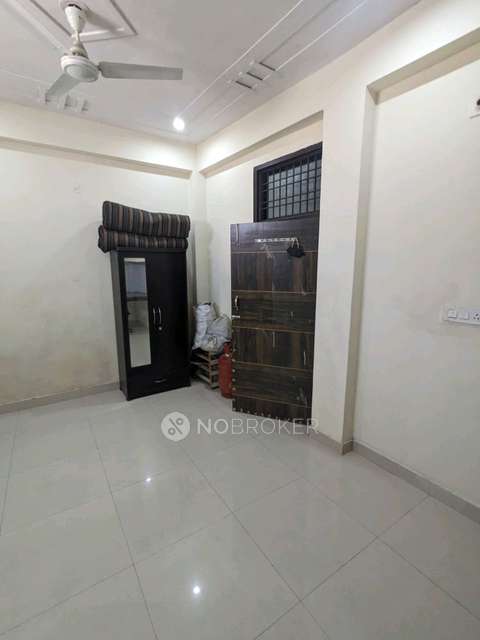 1 RK Flat In Apples Town for Rent  In Rc-681, Saraswathi Vihar, Khora Colony, Sector 62a, Noida, Uttar Pradesh 201020, India