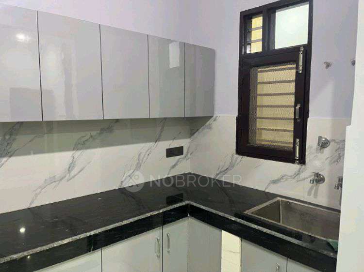 1 BHK House for Rent  In Ashok Vihar Phase Iii Extension