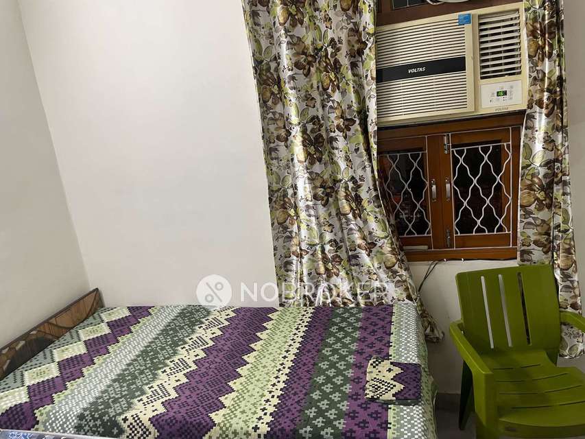 PG for Boys in Rohini