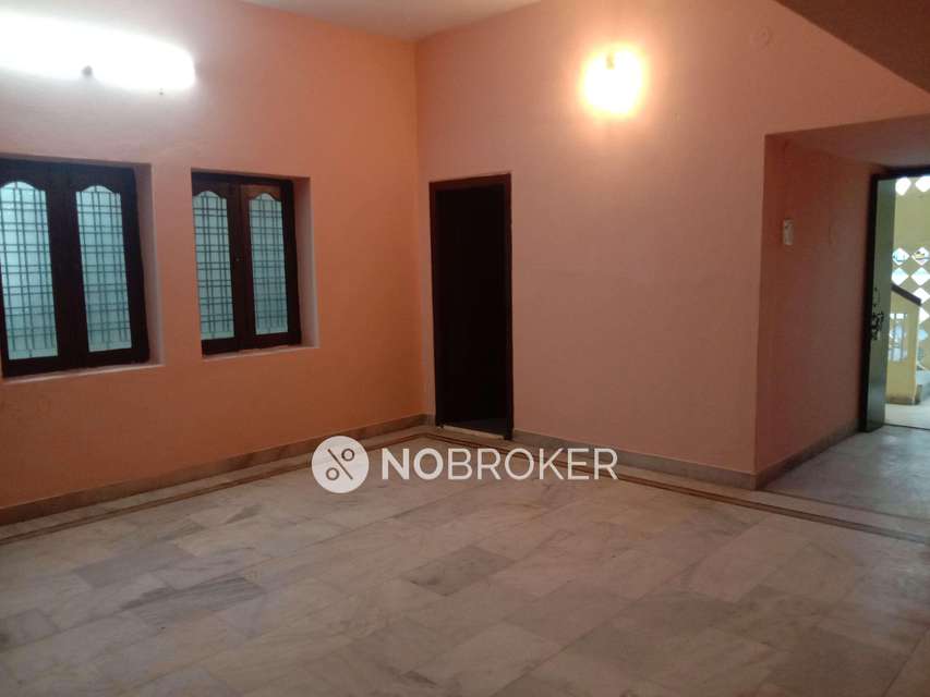 4+ BHK Flat For Sale  In Lingojiguda