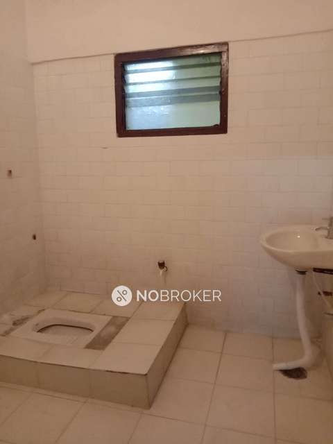 4+ BHK Flat For Sale  In Lingojiguda