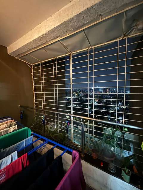 Single Room for Female In 2 BHK  In Mhada Towers , Pimpri-chinchwad In Pimpri-chinchwad