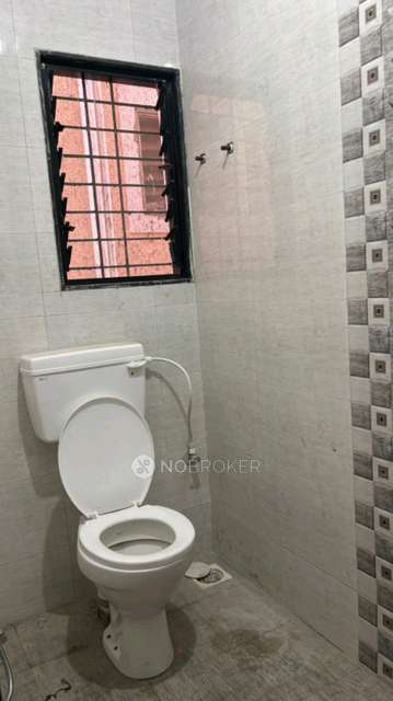 2 BHK Flat In Jagadamb Apartmemt for Rent  In Hadapsar