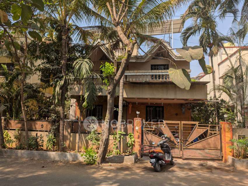 3 BHK Flat In Indraprastha Housing Society for Rent  In Hadapsar