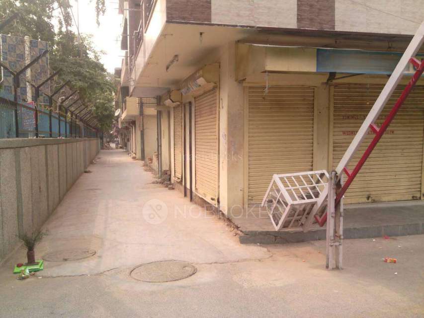 3 BHK Flat In Ankur Apartment For Sale  In  Paschim Vihar