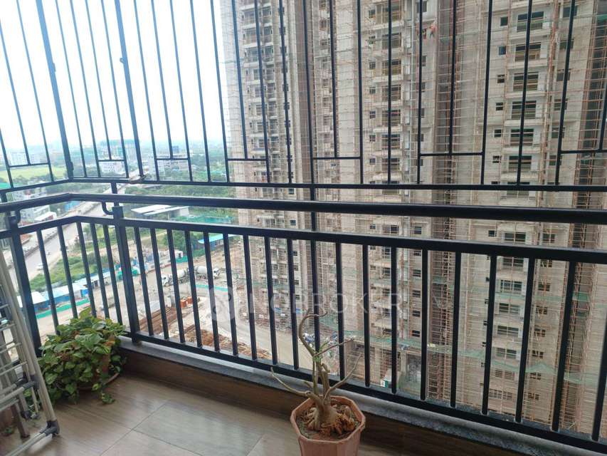 2 BHK Flat In My Home Tridasa For Sale  In Tellapur