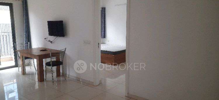 2 BHK Flat In Amanora Gold Towers for Rent  In  Amanora Park Town, Pune