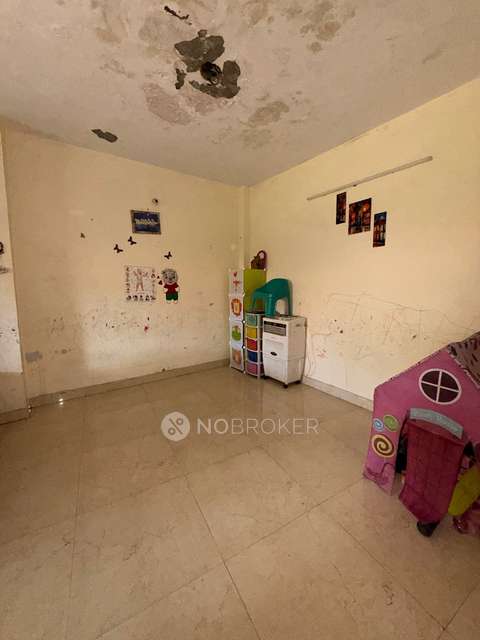 2 BHK Flat In Standlaone Building for Rent  In Begumpur Park