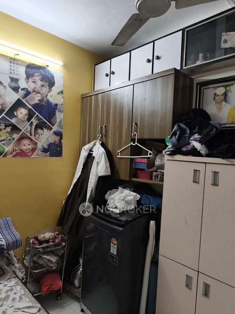 1 RK Flat In Raj Roshan Chs for Rent  In Thane West