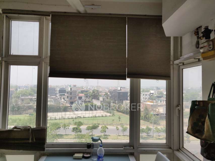 2 BHK Flat In Jaypee Greens The Pavilion Court, Sector 128 For Sale  In Sector 128