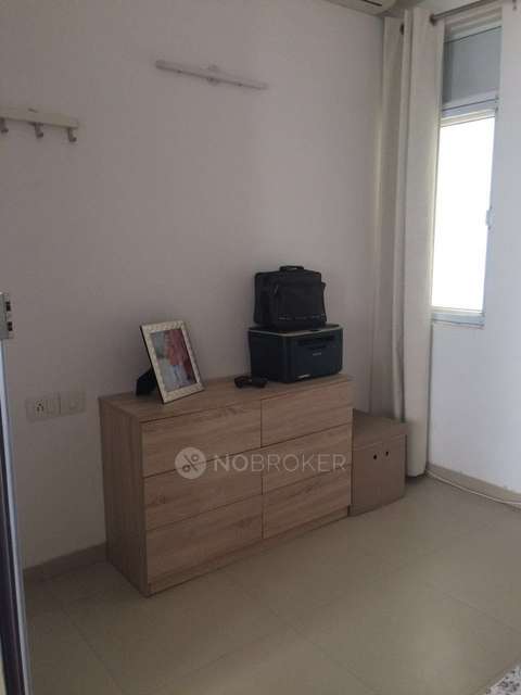 2 BHK Flat In Jaypee Greens The Pavilion Court, Sector 128 For Sale  In Sector 128