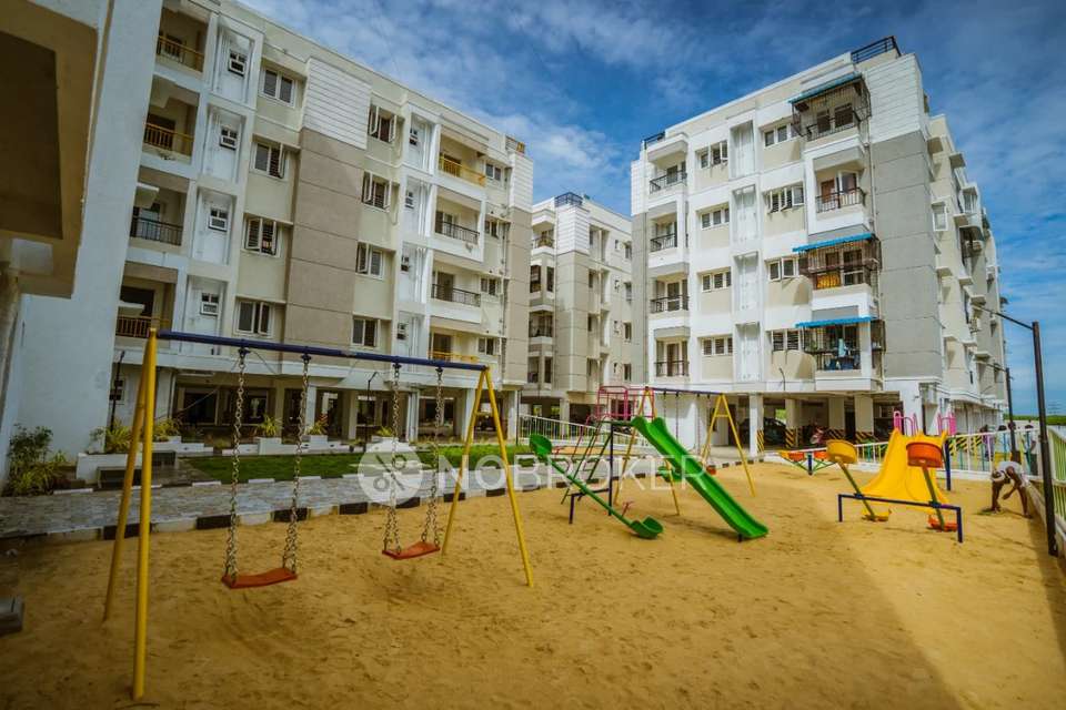 2 BHK Flat In Rajparis Crystal Spring For Sale  In Mambakkam