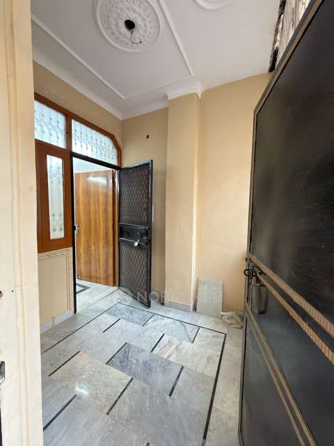 2 BHK Flat In Sb for Rent  In New Mahavir Nagar