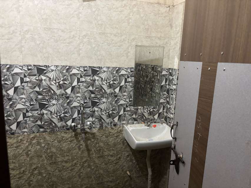 2 BHK House for Rent In Mehrauli