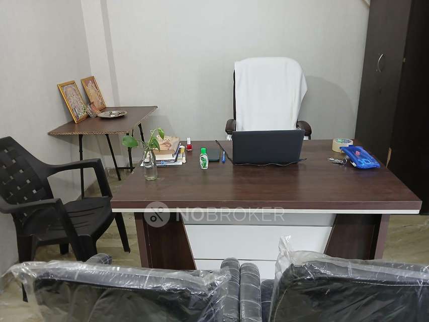 Office Space in Gautam Nagar, Delhi for sale 