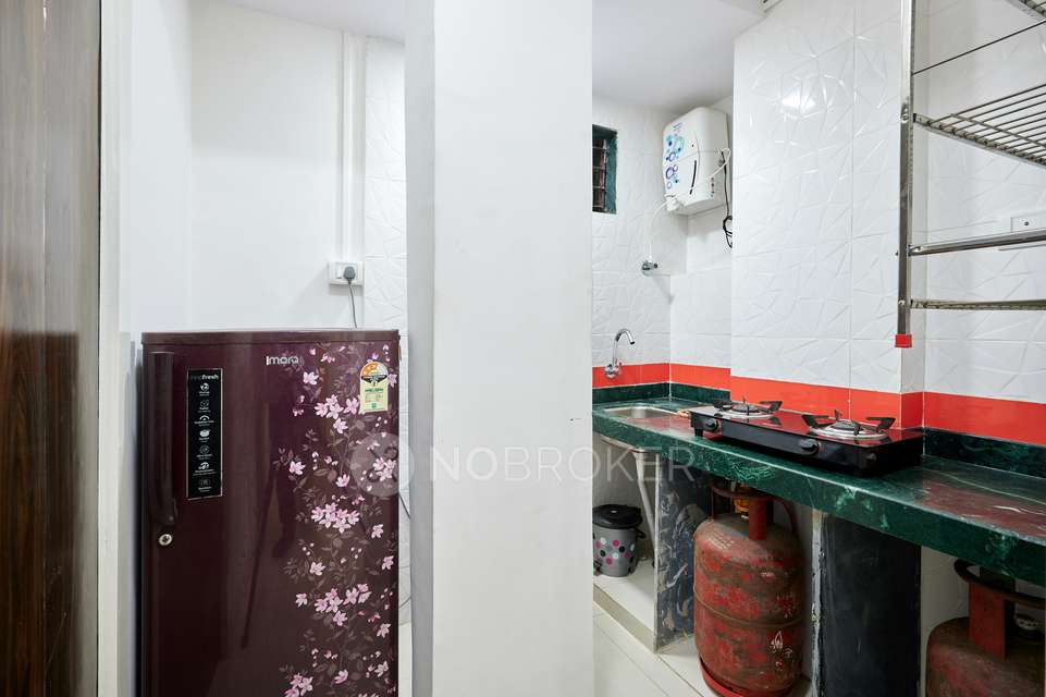 PG for Boys in Row House