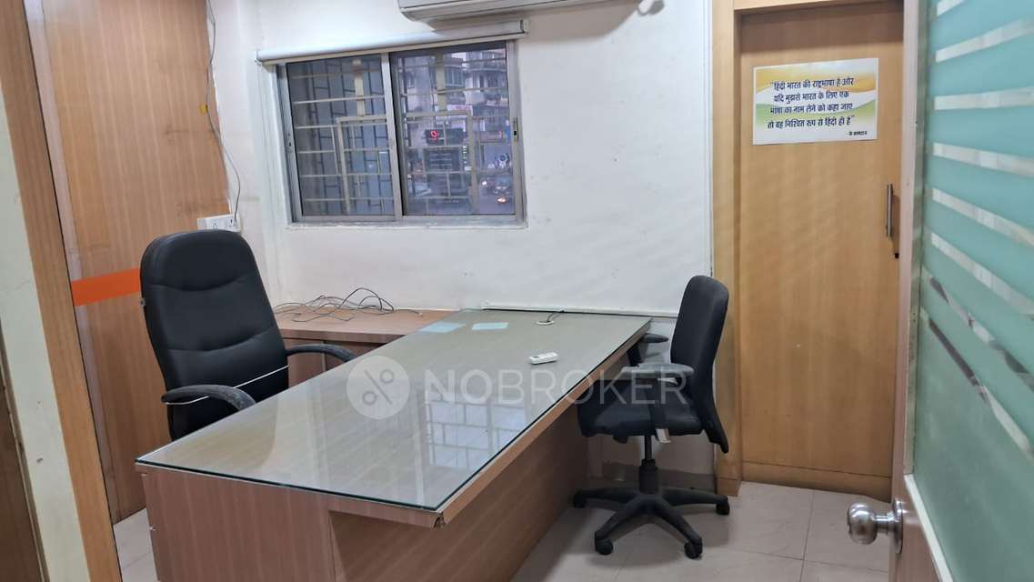 Office Space in Madhav Chembers Co-op Housing Society, Pune for Rent 