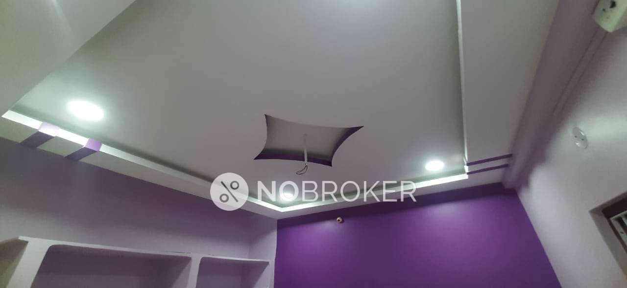 3 BHK Flat In Skt Vishnu Srinivasam Apartments For Sale  In Mallapur