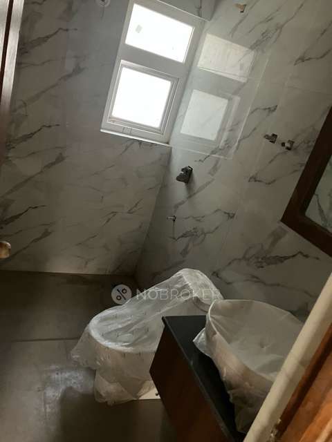 2 BHK Flat In Aditya City Apartments, Nh-24 For Sale  In Shahpur Bamheta