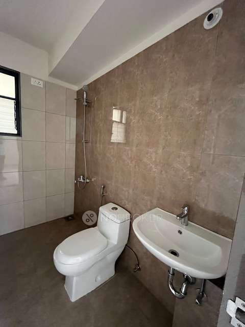 2 BHK Flat In Falcon Tower At Riverview City for Rent  In Loni Kalbhor