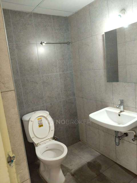 2 BHK Flat In Mahaveer Turquoise, Basapura For Sale  In Basapura