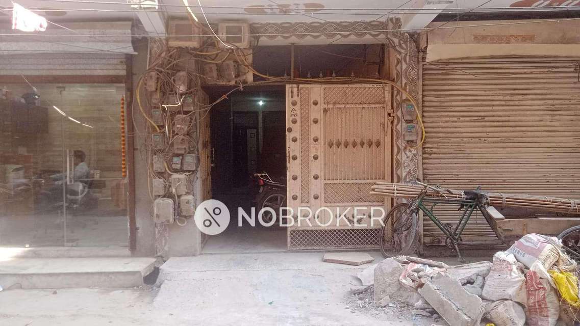 2 BHK Flat for Rent  In New Ashok Nagar