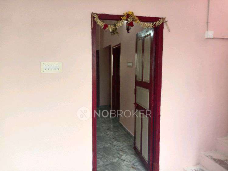 2 BHK House for Rent  In Hindu College