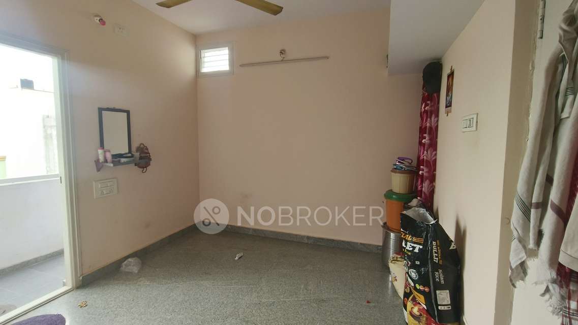 4+ BHK House For Sale  In  Basaveshwar Nagar
