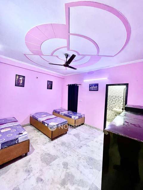 PG for Girls in Laxmi Nagar