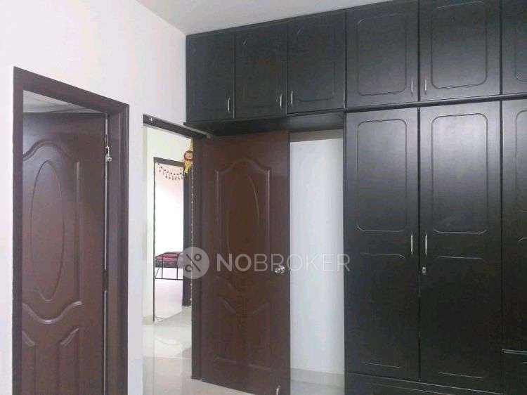 2 BHK Flat In Meenakshi Estates North Avenue For Sale  In  Thanisandra, Bangalore