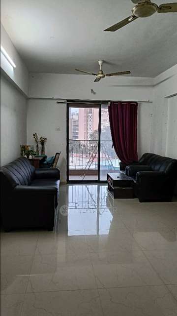 Single Room for Female In 2 BHK  In Saarrthi Savvy Homes Phase 1 Wing A In Pimpri-chinchwad,