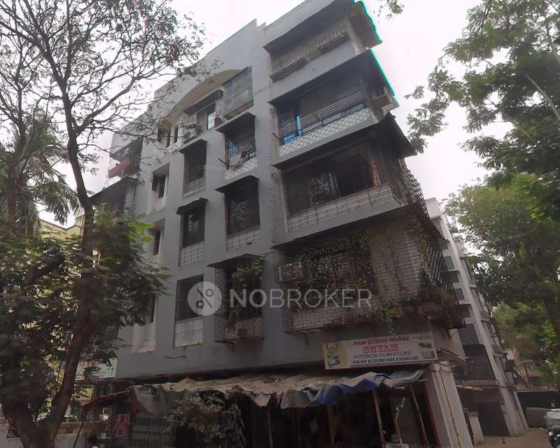 2 BHK Flat In Karishma Society For Sale  In Yogi Nagar, Borivali West