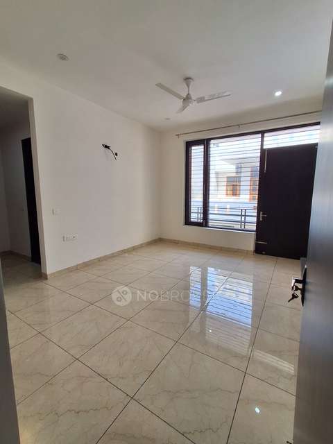 3 BHK House for Rent  In Sector 38