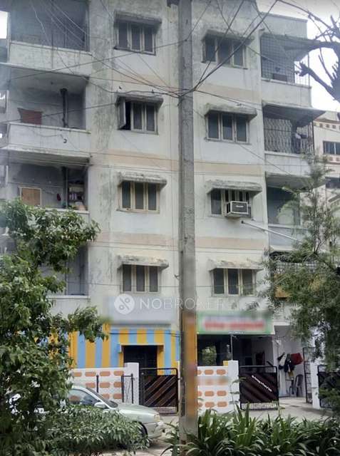 2 BHK Flat In Sri Sai Apartmewnt for Rent  In Kukatpally