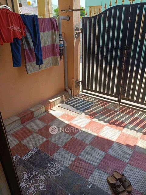 Single Room for Male In 2 BHK  In Mylasandra