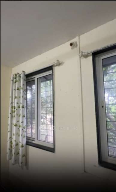 Shared Room for Female In 2 BHK  In Pawan Sahakari In Gokhalenagar