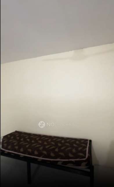 Shared Room for Female In 2 BHK  In Pawan Sahakari In Gokhalenagar