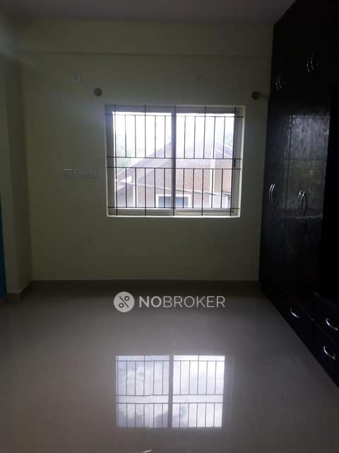 2 BHK Flat In Shreyas Crescent Apartment For Sale  In Krishnarajapura