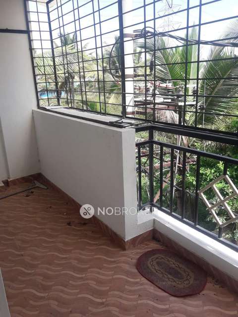 2 BHK Flat In Shreyas Crescent Apartment For Sale  In Krishnarajapura