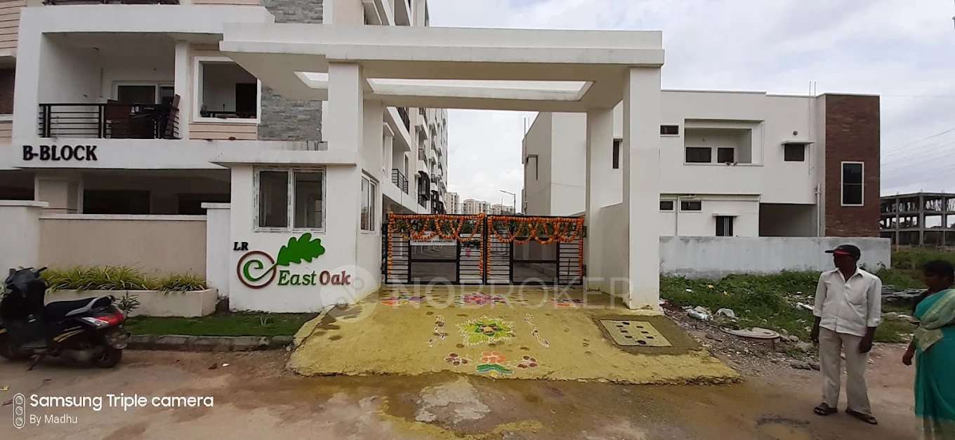 Single Room for Female In 2 BHK  In Sai Sandeep Lr East Oak In Pocharam