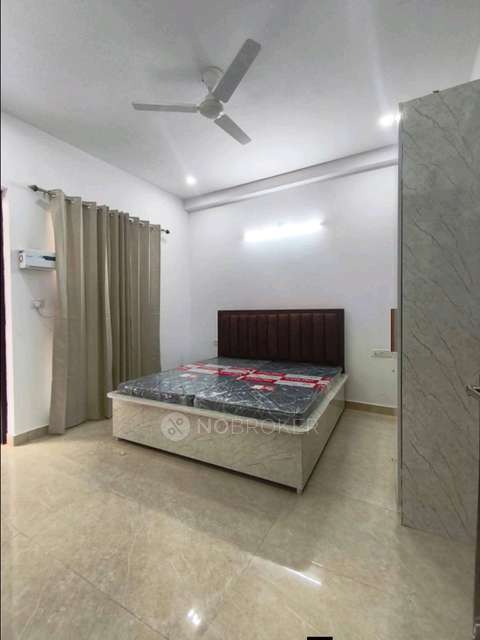 2 BHK Flat In Mahindra Antheia for Rent  In  Pimpri Colony