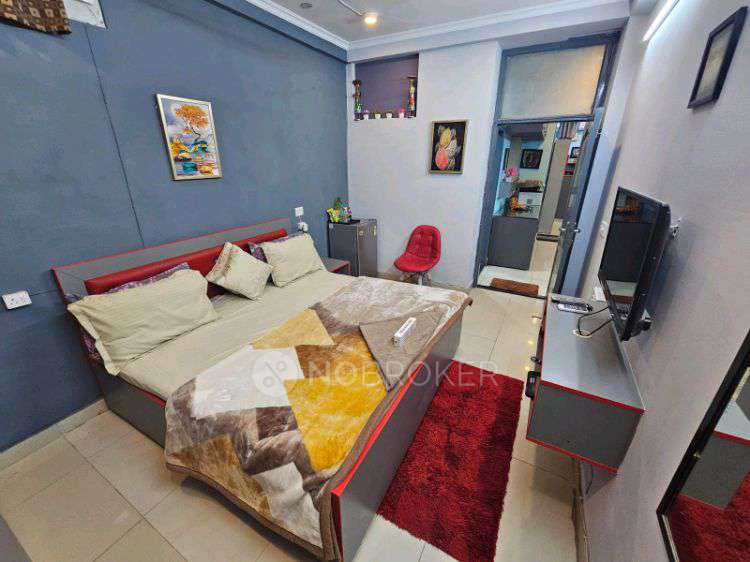 Office Space in Safdarjung Enclave, Delhi for Rent