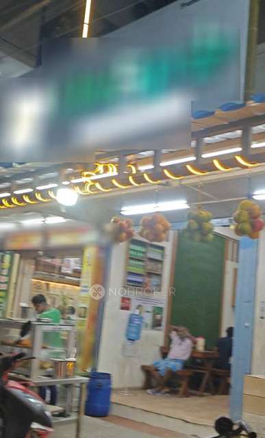 Shop in Periyapanicheri Bus Stop, Chennai for sale