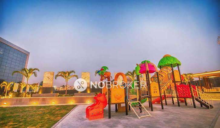 1 BHK Flat In Majestique Aqua For Sale  In Phursungi