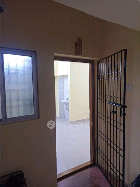 2 BHK Flat In Lakshmi Mukundas Apartments, Iyyappan Thangal For Sale  In First Floor, No:859, Gangai Amman Koil St, Ramachandra Nagar, Iyyappanthangal, Chennai, Tamil Nadu 600056, India