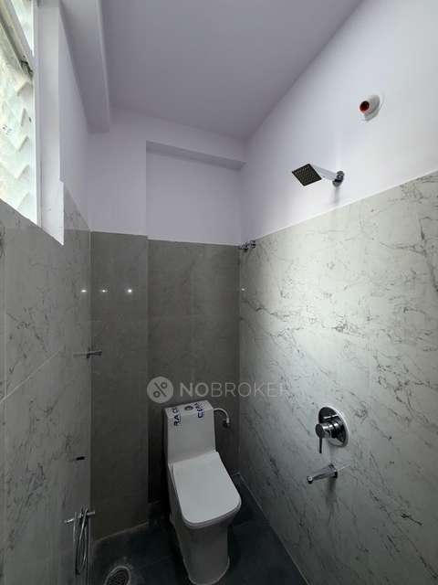 3 BHK Flat In Al Karim Colony For Sale  In Toli Chowki